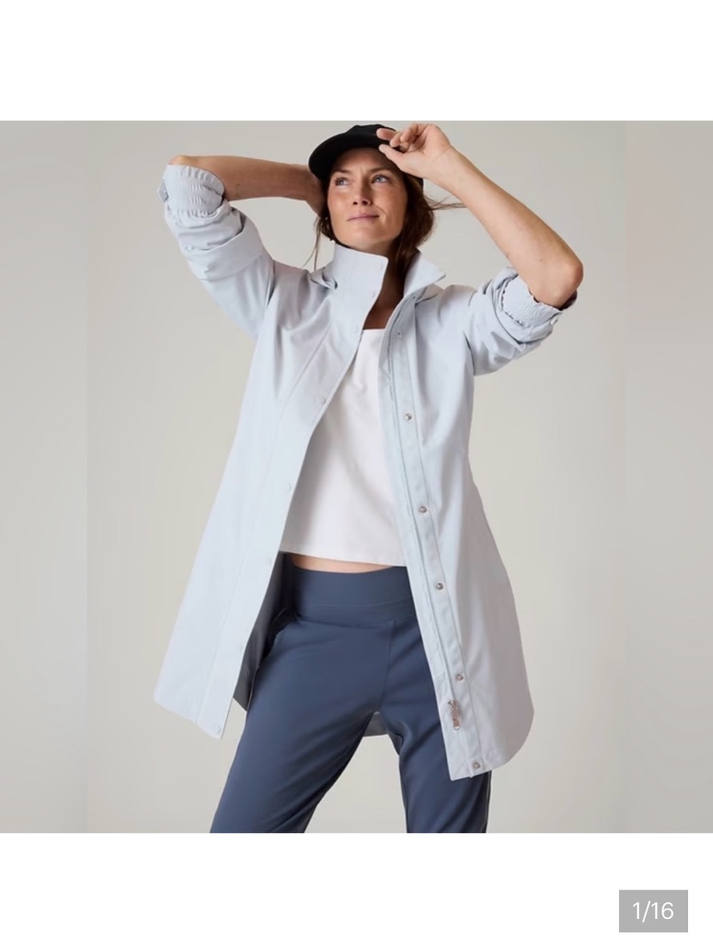 Athleta Rainout Sutra Trench light blue, medium